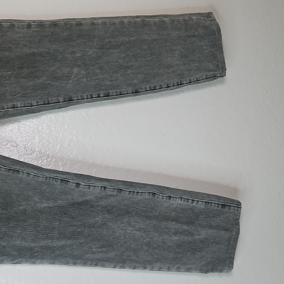📌 Levi’s Premium Men’s Corduroy Pants – Gray W33 L32 (Measures 34x28.5) - Picture 5 of 9